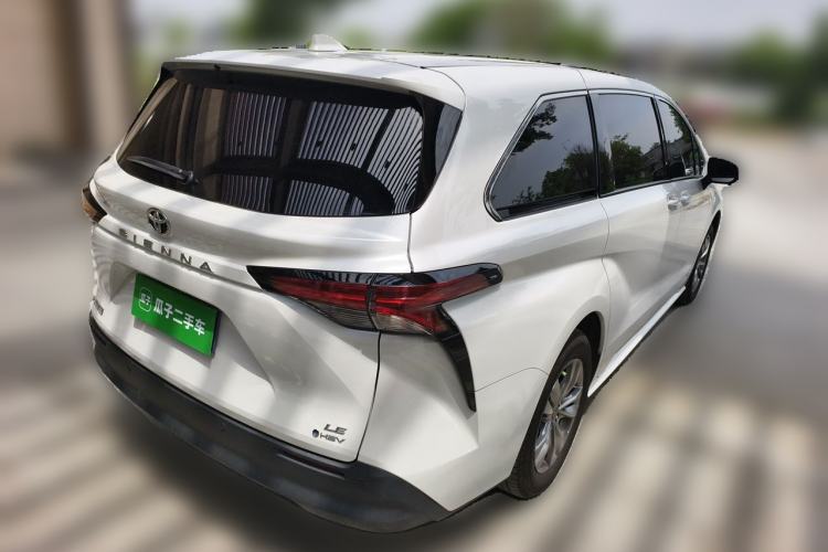 Used Toyota SIENNA 2024 2.5L Hybrid Comfort Edition Rear Right 45 Deg