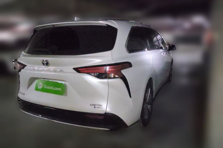 Used Toyota SIENNA 2024 2.5L Hybrid Prestige Deluxe Edition Rear Right 45 Deg