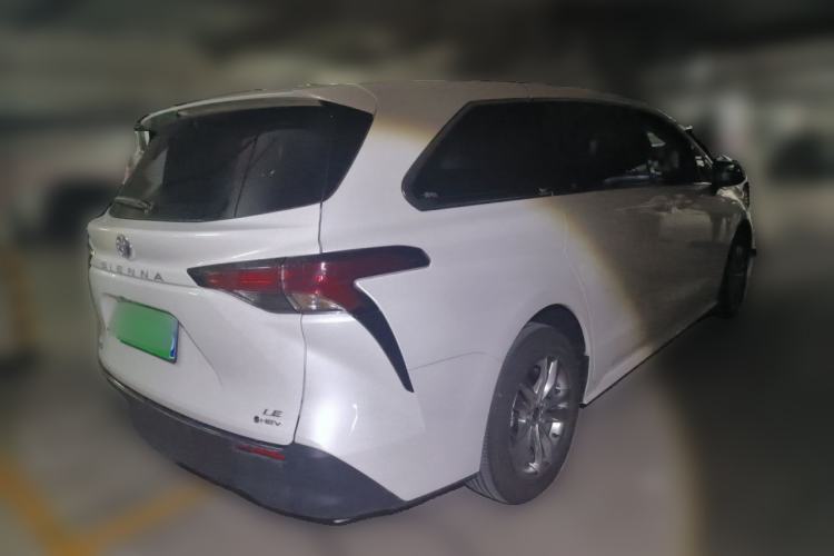 Used Toyota SIENNA 2024 2.5L Hybrid Comfort Edition Rear Right 45 Deg