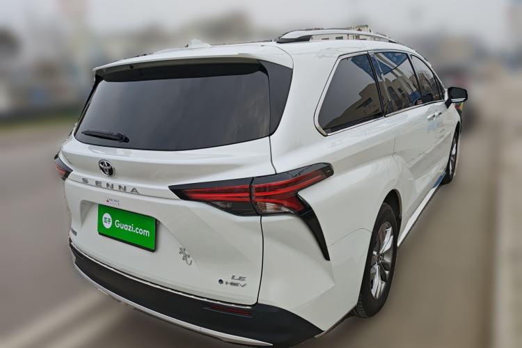 Used Toyota SIENNA 2024 2.5L Hybrid Comfort Edition Rear Right 45 Deg