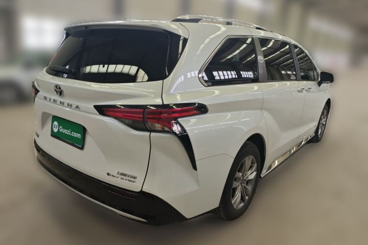 Used Toyota SIENNA 2024 2.5L Hybrid Four-Wheel Drive Prestige Edition Rear Right 45 Deg