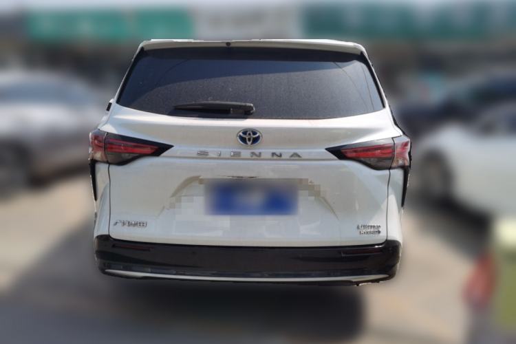 Used Toyota SIENNA 2024 2.5L Hybrid Luxury Edition Rear