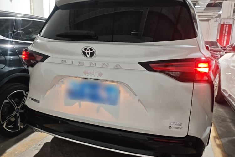 Used Toyota SIENNA 2024 2.5L Hybrid Luxury Edition Rear