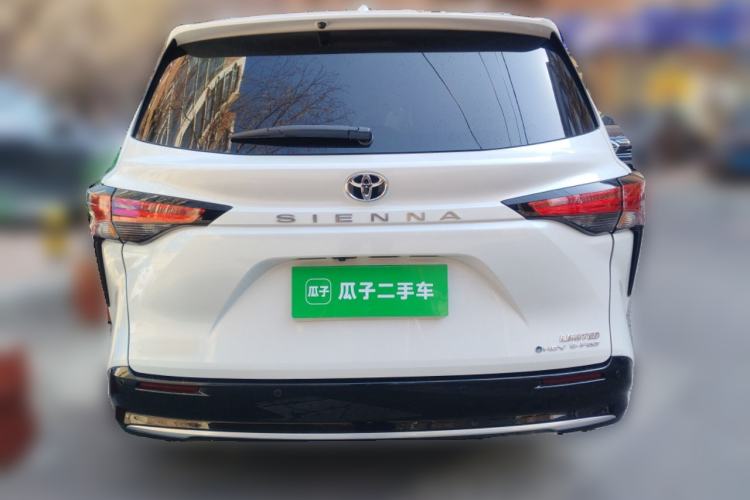 Used Toyota SIENNA 2024 2.5L Hybrid Four-Wheel Drive Prestige Edition Rear