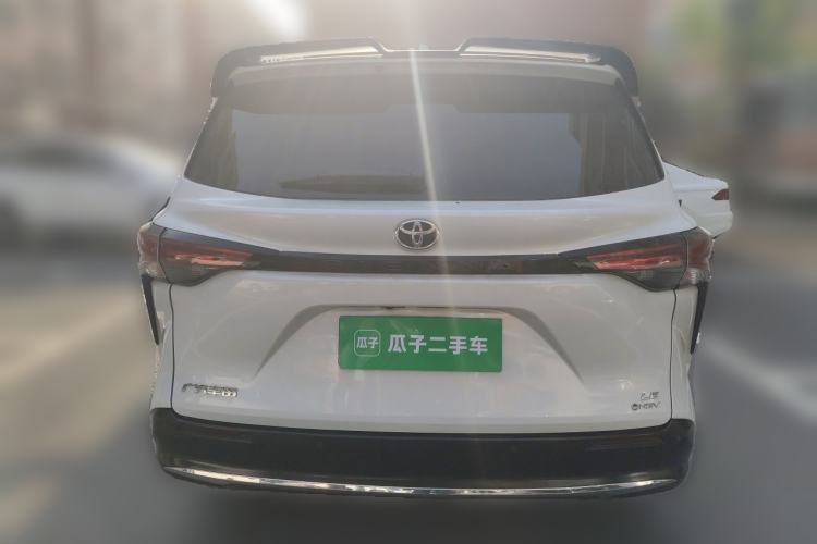 Used Toyota SIENNA 2024 2.5L Hybrid Comfort Edition Rear