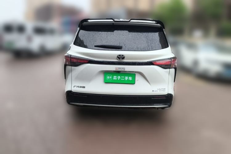 Used Toyota SIENNA 2024 2.5L Hybrid Four-Wheel Drive Prestige Edition Rear