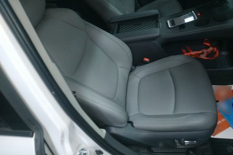 Used Toyota SIENNA 2024 2.5L Hybrid Comfort Edition Right Front Seat