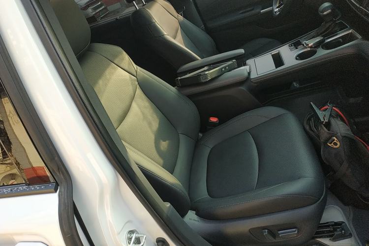Used Toyota SIENNA 2024 2.5L Hybrid Luxury Edition Right Front Seat