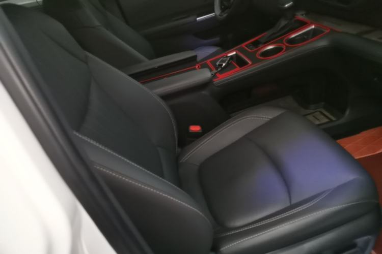 Used Toyota SIENNA 2024 2.5L Hybrid Prestige Deluxe Edition Right Front Seat