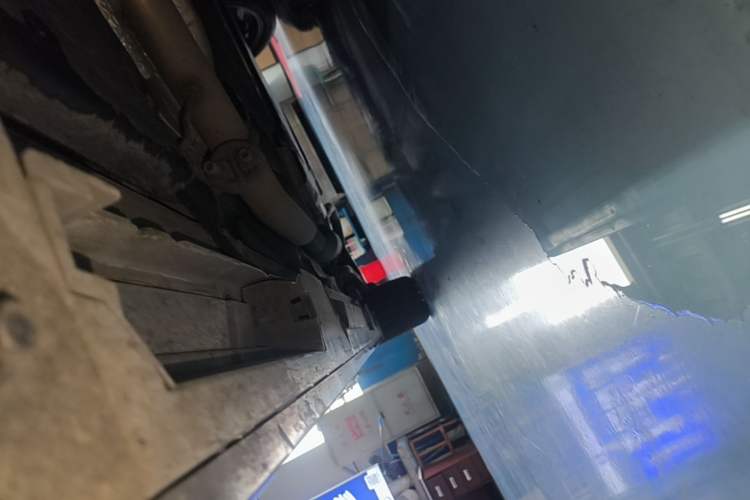 Used Toyota SIENNA 2024 2.5L Hybrid Luxury Edition Right Side Sill