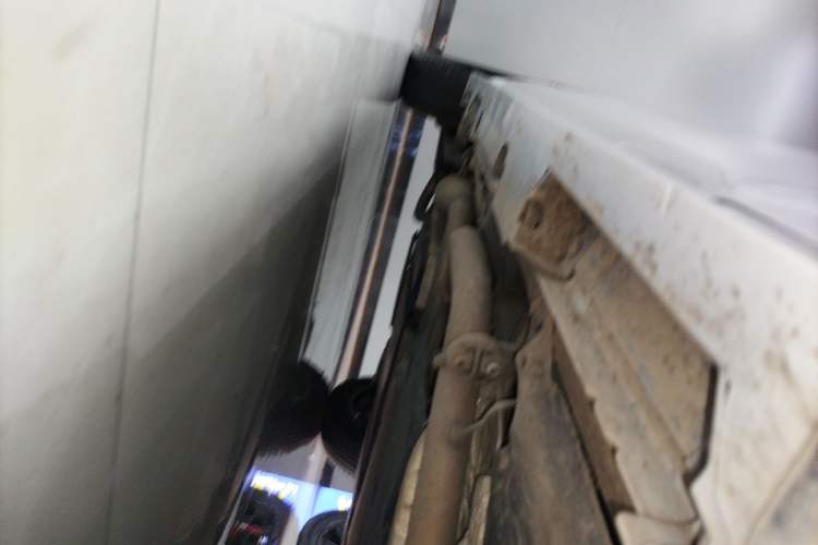 Used Toyota SIENNA 2024 2.5L Hybrid Comfort Edition Right Side Sill