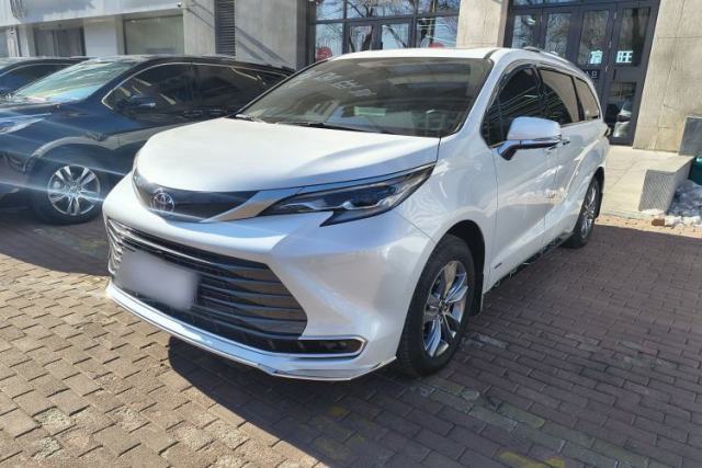 Used Toyota SIENNA 2024 2.5L Hybrid Four-Wheel Drive Prestige Edition
