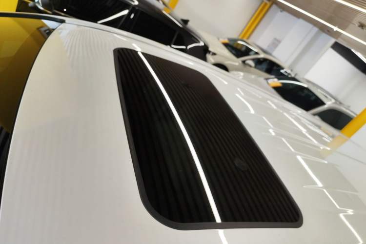 Used Toyota SIENNA 2024 2.5L Hybrid Four-Wheel Drive Prestige Edition Roof