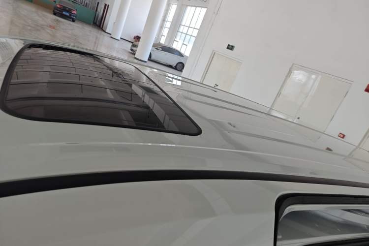 Used Toyota SIENNA 2024 2.5L Hybrid Comfort Edition Roof
