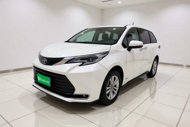 Używany Toyota SIENNA 2024 2.5L Hybrid Four-Wheel Drive Prestige Edition