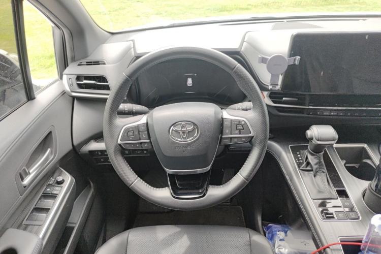 Used Toyota SIENNA 2024 2.5L Hybrid Four-Wheel Drive Prestige Edition Steering Wheel