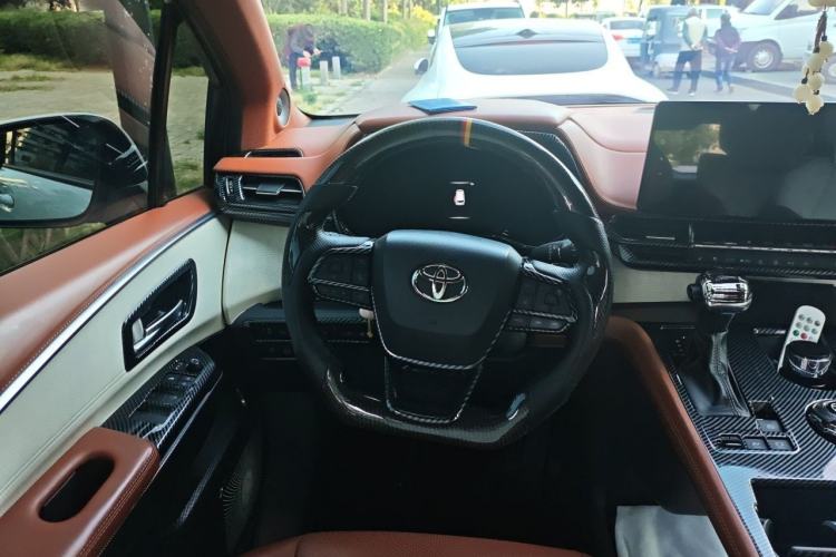 Used Toyota SIENNA 2024 2.5L Hybrid Comfort Edition Steering Wheel
