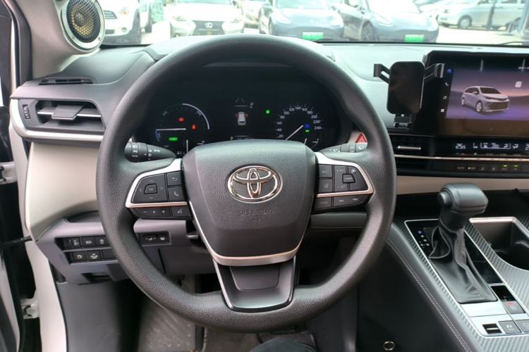 Used Toyota SIENNA 2024 2.5L Hybrid Comfort Edition Steering Wheel