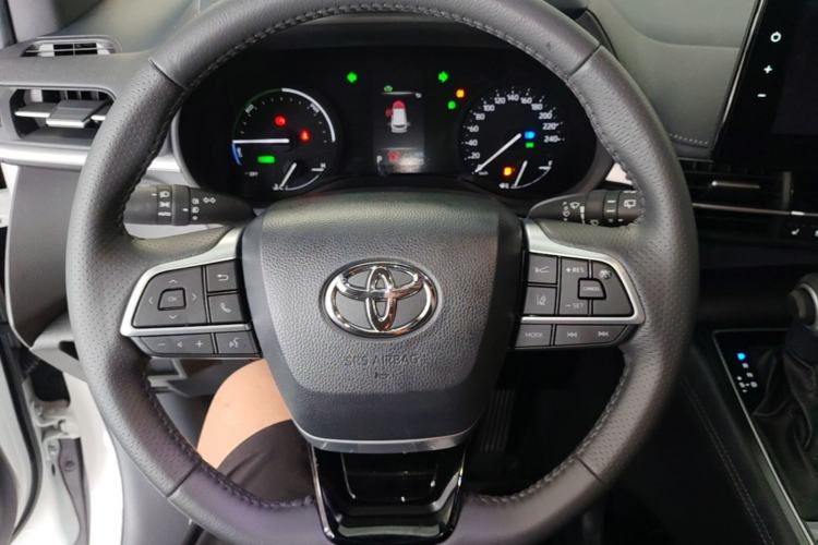 Used Toyota SIENNA 2024 2.5L Hybrid Four-Wheel Drive Prestige Edition Steering Wheel