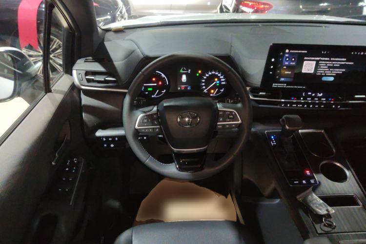Used Toyota SIENNA 2024 2.5L Hybrid Prestige Deluxe Edition Steering Wheel