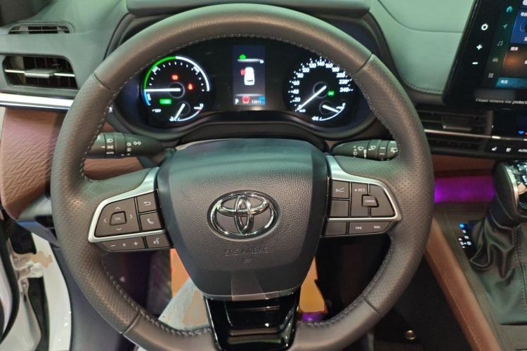 Used Toyota SIENNA 2024 2.5L Hybrid Four-Wheel Drive Prestige Edition Steering Wheel
