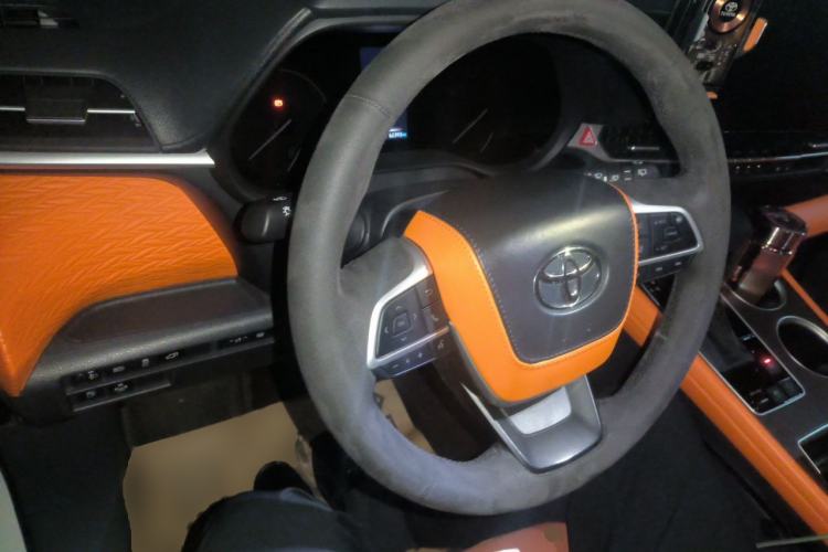 Used Toyota SIENNA 2024 2.5L Hybrid Comfort Edition Steering Wheel