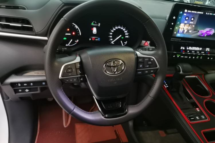 Used Toyota SIENNA 2024 2.5L Hybrid Prestige Deluxe Edition Steering Wheel