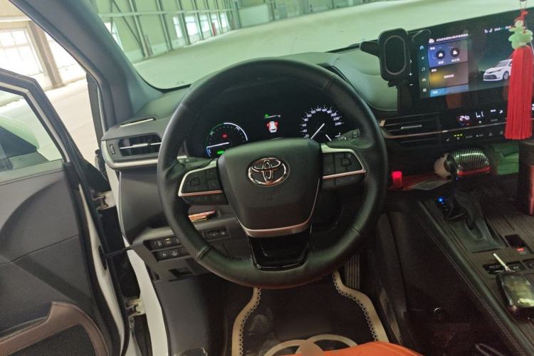 Used Toyota SIENNA 2024 2.5L Hybrid Four-Wheel Drive Prestige Edition Steering Wheel