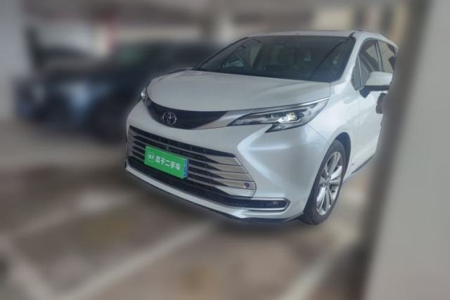 Used Toyota SIENNA 2024 2.5L Hybrid Platinum Edition