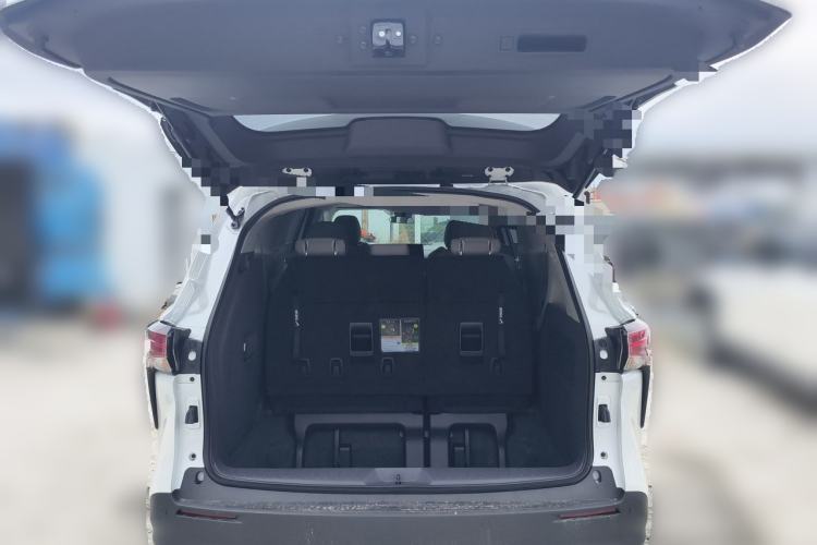 Used Toyota SIENNA 2024 2.5L Hybrid Comfort Edition Trunk