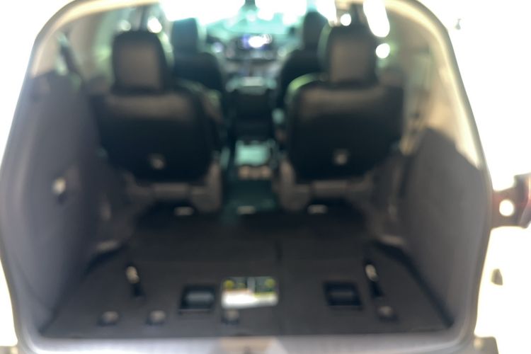 Used Toyota SIENNA 2024 2.5L Hybrid Comfort Edition Trunk