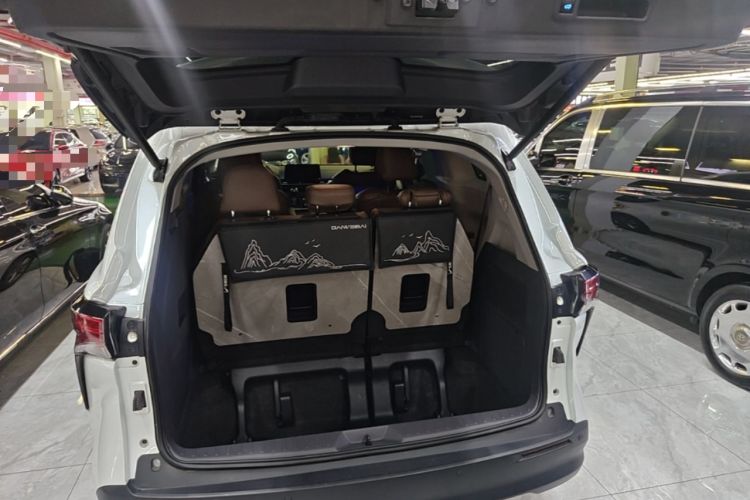 Used Toyota SIENNA 2024 2.5L Hybrid Comfort Edition Trunk