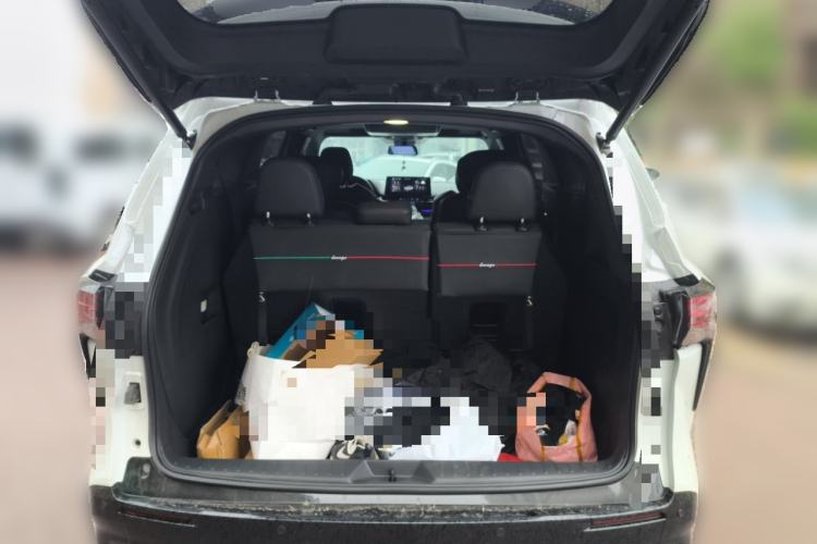 Used Toyota SIENNA 2024 2.5L Hybrid Four-Wheel Drive Prestige Edition Trunk