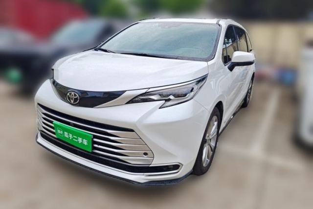 Used Toyota SIENNA 2024 2.5L Hybrid Platinum Edition