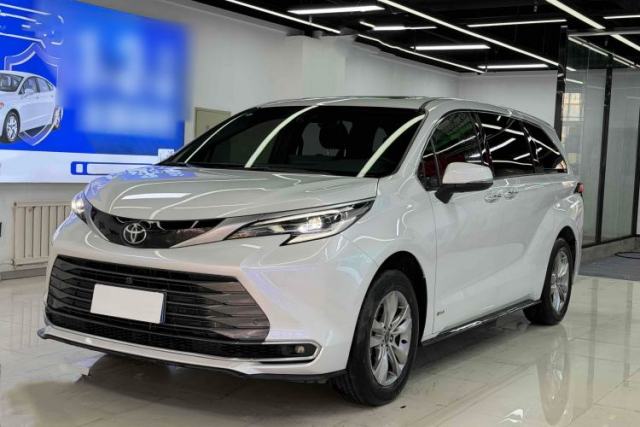 Used Toyota SIENNA 2024 2.5L Hybrid Four-Wheel Drive Prestige Edition