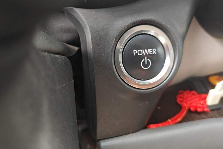 Used Toyota SIENNA 2024 2.5L Hybrid Comfort Edition Vehicle Key