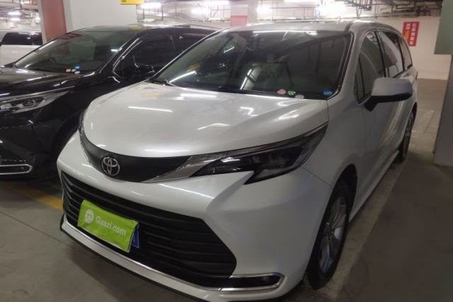 Used Toyota SIENNA 2024 2.5L Hybrid Comfort Edition