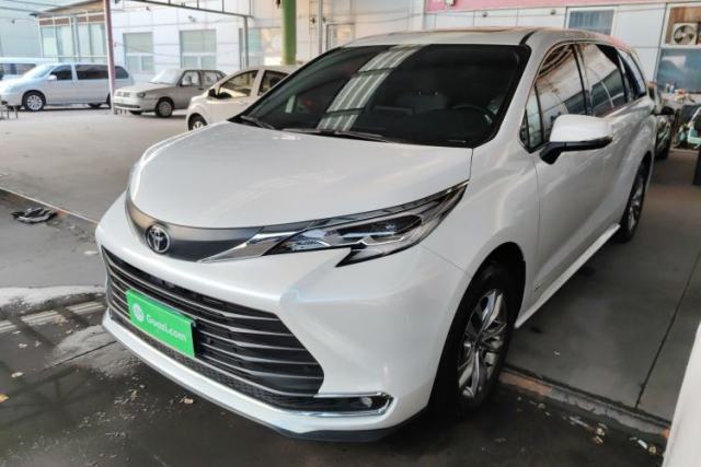 Used Toyota SIENNA 2024 2.5L Hybrid Comfort Edition