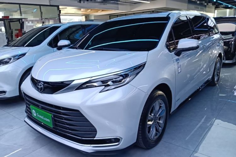 Toyota SIENNA 2024 2.5L Hybrid Four-Wheel Drive Prestige Edition