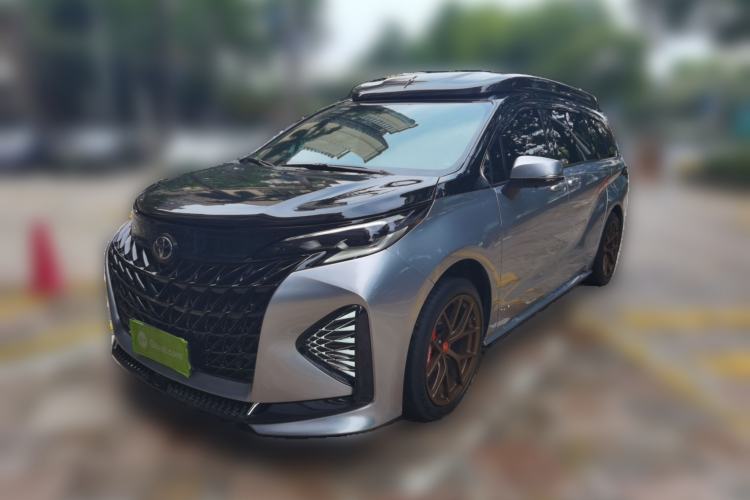 Toyota SIENNA Toyota Sienna 2.5L Hybrid, Jinli-branded business reception vehicle, factory-modified.