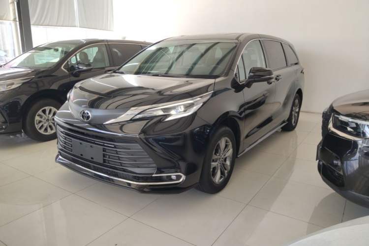 Used Toyota SIENNA 2026 Model 2.5L Dual-Engine Two-Wheel-Drive Comfort Edition Guazi used car, China used car export, Used car for sale, Used Toyota cars, Cheapest cars for sale
