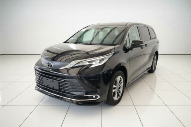 Used Toyota SIENNA 2026 Model 2.5L Dual-Engine Two-Wheel-Drive Comfort Edition