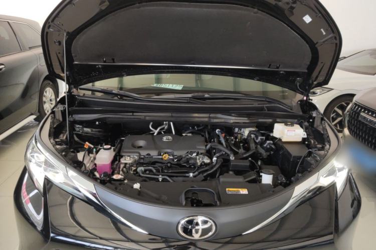 Used Toyota SIENNA 2026 Model 2.5L Dual-Engine Two-Wheel-Drive Comfort Edition Engine Bay