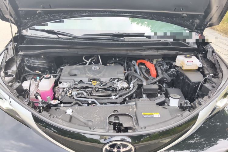 Used Toyota SIENNA 2026 Model 2.5L Dual-Engine Four-Wheel-Drive Prestige Edition Engine Bay