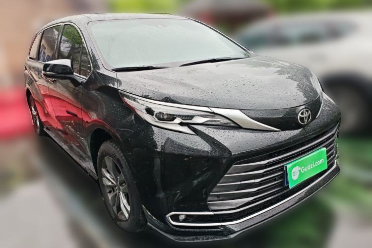 Used Toyota SIENNA 2026 Model 2.5L Dual-Engine Four-Wheel-Drive Luxury Edition Front Right 45 Deg