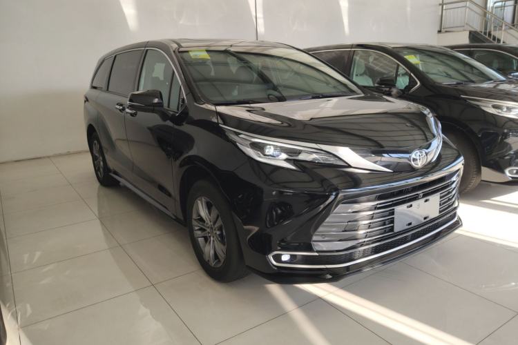 Used Toyota SIENNA 2026 Model 2.5L Dual-Engine Four-Wheel-Drive Prestige Edition Front Right 45 Deg