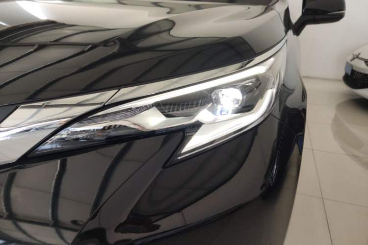 Used Toyota SIENNA 2026 Model 2.5L Dual-Engine Two-Wheel-Drive Comfort Edition Left Front Headlight