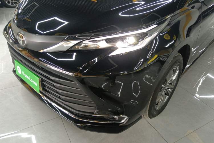 Used Toyota SIENNA 2026 Model 2.5L Dual-Engine Two-Wheel-Drive Comfort Edition Left Front Headlight