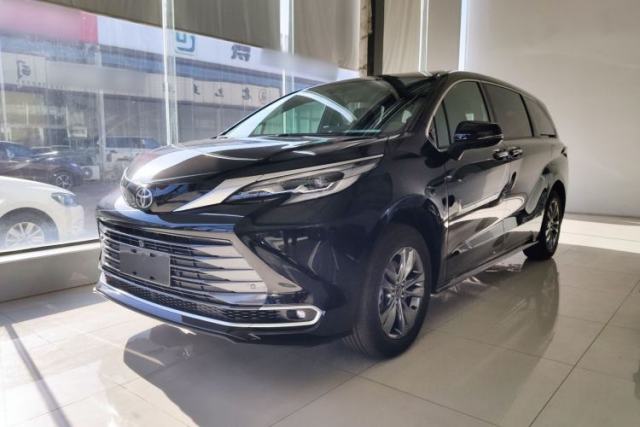 Used Toyota SIENNA 2026 Model 2.5L Dual-Engine Four-Wheel-Drive Prestige Edition