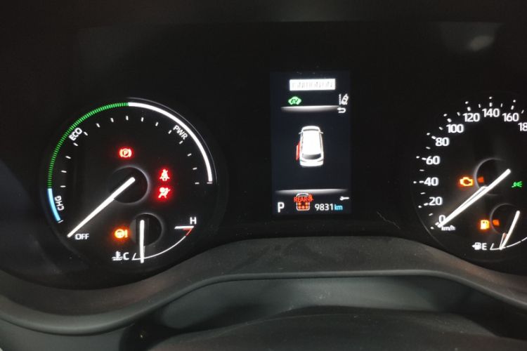 Used Toyota SIENNA 2026 Model 2.5L Dual-Engine Two-Wheel-Drive Comfort Edition Odometer Close Up